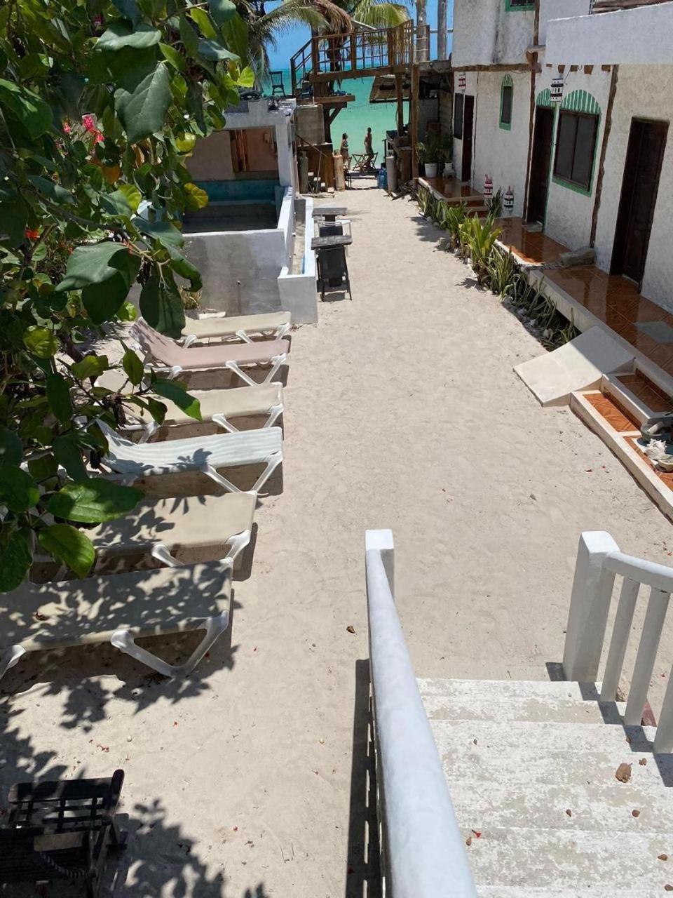 Casa Victor Avila Isla Holbox Exterior foto